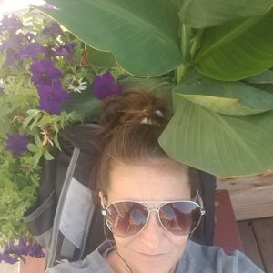 Meet your Posher, Candace